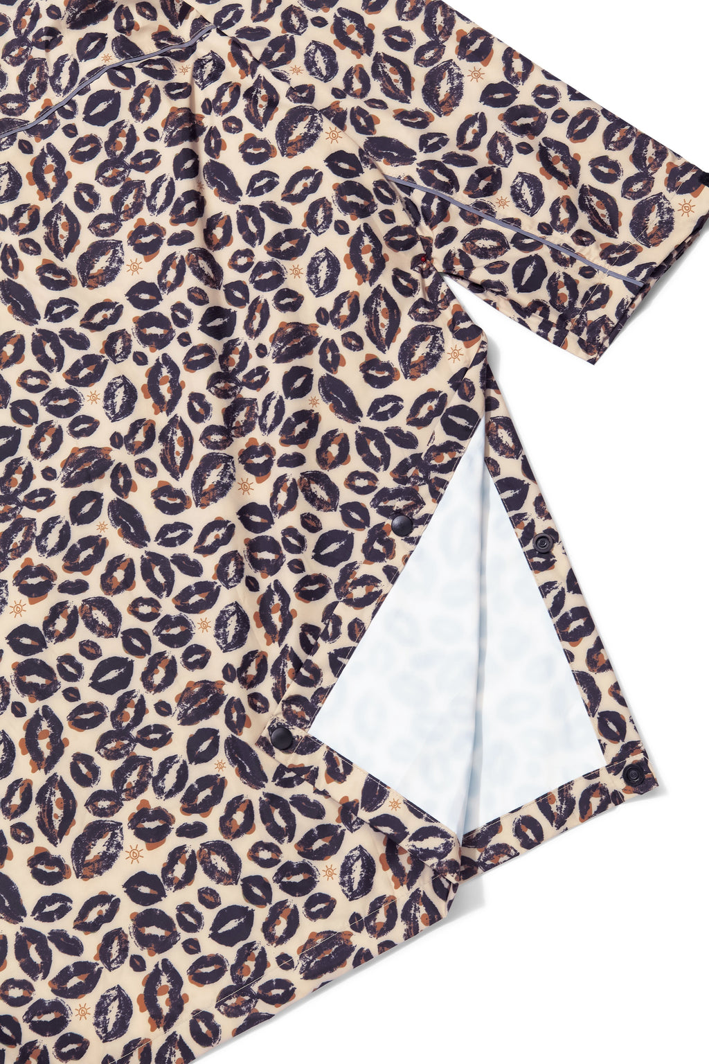 Leopard Kiss Rain Poncho