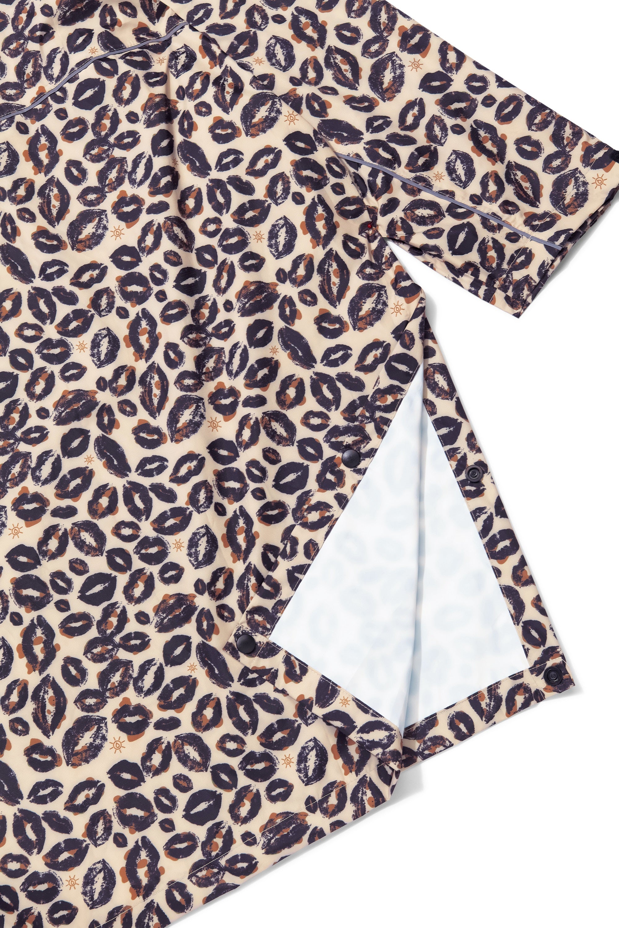 Leopard Kiss Rain Poncho